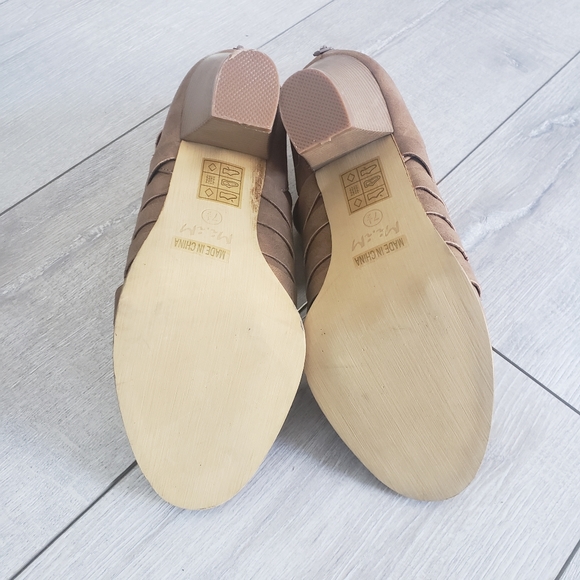 Heeled Booties - Picture 3 of 3